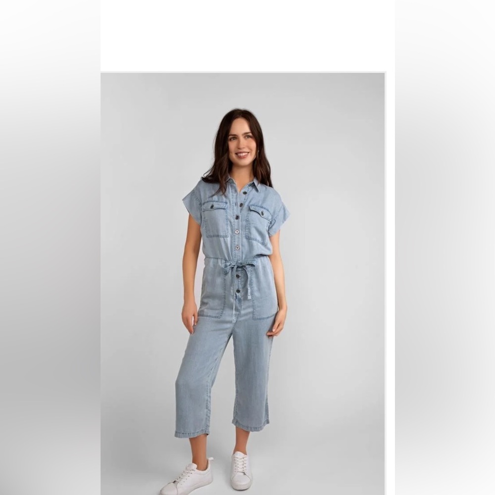 Soft tencel denim  capris jumpsuit small